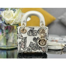 LADY DIOR MINI BUTTERFLY Embroidered BAG WHITE 2024
