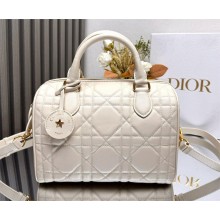 Dior Groove 25 Bag in dusty ivory Macrocannage Calfskin 2024