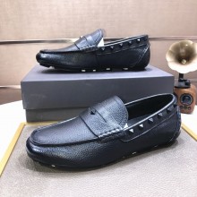 VALENTINO men's driving Loafer 04 2023