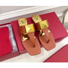 Valentino ONE STUD CALFSKIN FLAT THONG SANDAL brown 2023