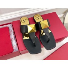 Valentino ONE STUD CALFSKIN FLAT THONG SANDAL black 2023