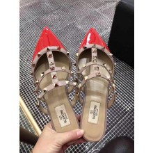 VALENTINO ROCKSTUD STRAP PATENT FLAT dark pink
