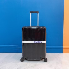 RIMOWA ESSENTIAL Cabin carry-on suitcase black