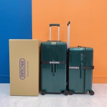 RIMOWA ESSENTIAL trunk plus large check-in suitcase green gloss