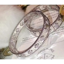 Van Cleef & Arpels Perlée clovers bracelet with diamonds