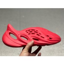 YEEZY FOAM RUNNER red 2023