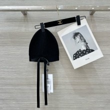 chanel Cashmere & Satin Black Beanie AAA421 2024 