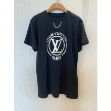 LOUIS VUITTON BLACK Flocked LV T-Shirt 1AHEOO 2025