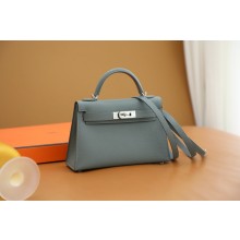 Hermes Mini Kelly II Handbag in original epsom leather vert amande with silver hardware(handmade)