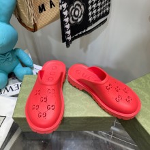 gucci LOVER'S platform perforated G sandal red 2021
