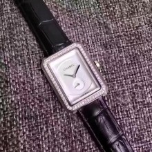 Replica Chanel V2 Diamond Quartz Leather Band White