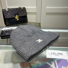 CELINE triomphe beanie in heritage cashmere Medium grey  2023