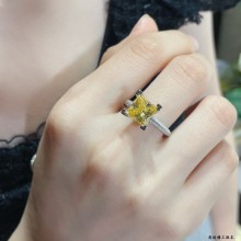 cartier yellow diamonds ring 2023