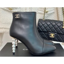 CHANEL pearl heel logo boots black 2023
