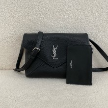 SAINT LAURENT CASSANDRE envelope messenger in lambskin black 2024(original quality)