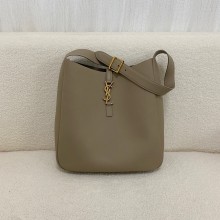 Saint Laurent le 5 à 7 supple large Bag in grained leather 753837 DUSTY GREY (original quality)