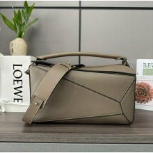 Loewe Large Puzzle Bag in grained calfskin etoupe