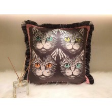 GUCCI SILK PILLOW 01