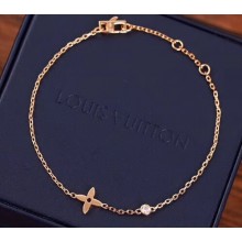 Louis Vuitton Bracelet LV02