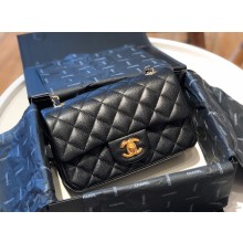 Chanel Caviar grained calfskin Classic Flap bag in black A01116 with gold hardware(original quality)