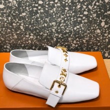 Louis Vuitton Calfskin Casual leather shoes in white  Ls051