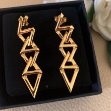 Louis Vuitton Volt Curb Chain 18K earrings  Lv002