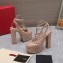 Valentino Heel 15.5cm platform 5.5cm Rockstud pumps in patent leather Nude 2023