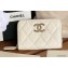 Chanel Gold-Tone Cutout CC Logo Zip Card Holder AP3185 in Grained Calfskin White