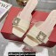 Roger Vivier Très Vivier Strass Buckle Mules in Patent Leather Off White 2024